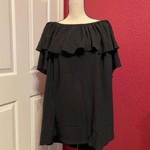 Short sleeve off the shoulder top